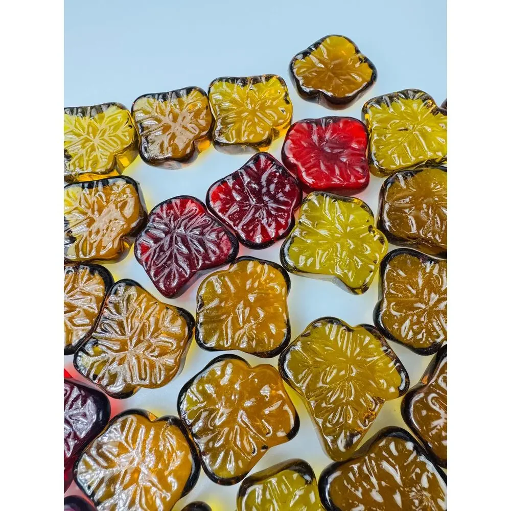 Assortment of 40 Glass Red and Amber Leaves Home Decor - Picture 4 of 6